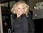 Pamela Anderson: Macht gegen Stierkampf mobil