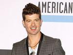 Robin Thicke: Knutscherei sorgt für Ärger