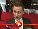 Ist Tom Hiddleston beliebter als Chris Hemsworth?