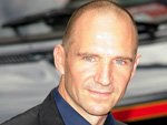 Ralph Fiennes: Partys statt Familie?
