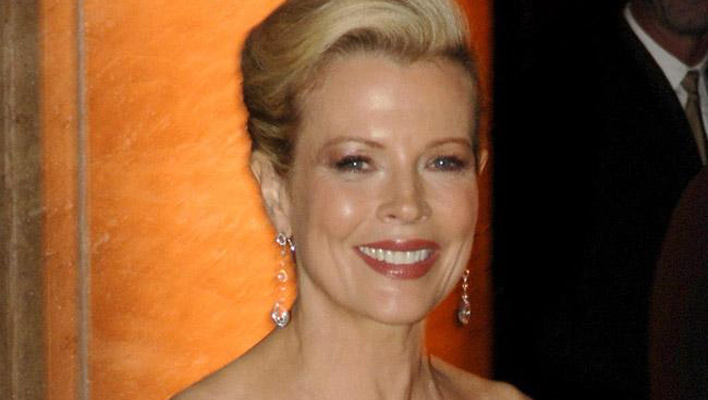 Kim Basinger 