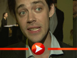 So sollte die Traumfrau von Tom Payne aussehen