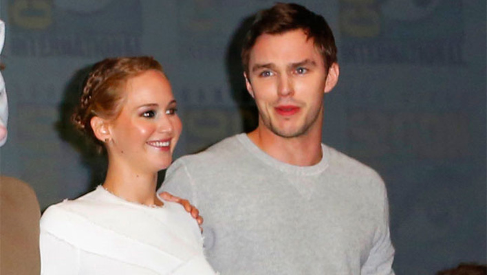 Jennifer Lawrence & Nicholas Hoult