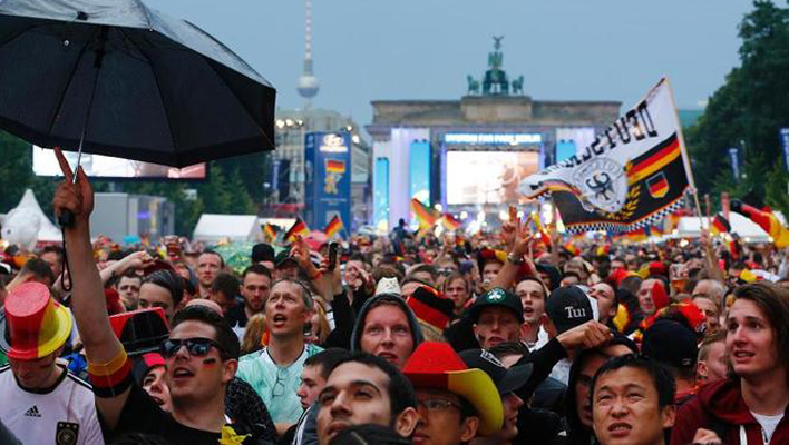 WM-Fan-Meile Berlin