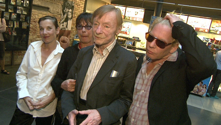 Ben Becker, Otto Sander, Monika Hansen und Meret Becker (Foto: HauptBruch GbR)