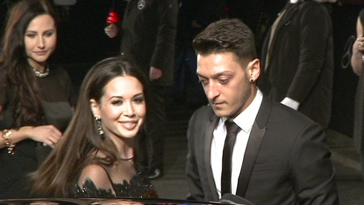 Mandy Capristo und Mesut Özil (Foto: HauptBruch GbR)