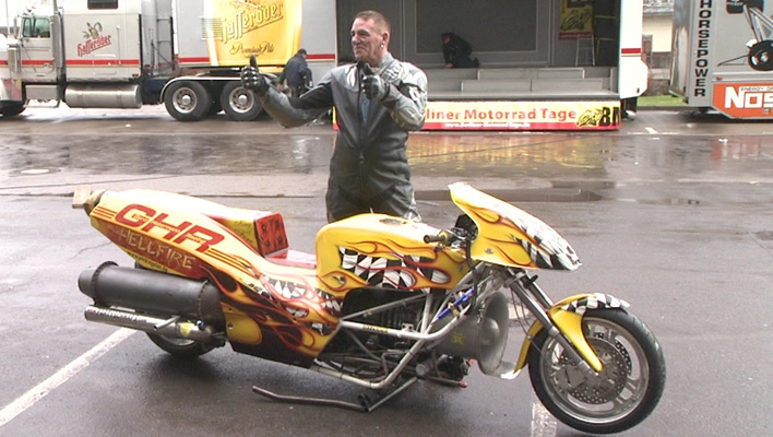 Gerd Habermann mit seiner Hellfire (Foto: HauptBruch GbR)