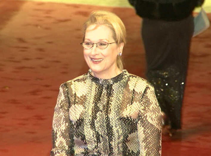 Meryl Streep strahlt bei der Eröffnung der 66. Berlinale