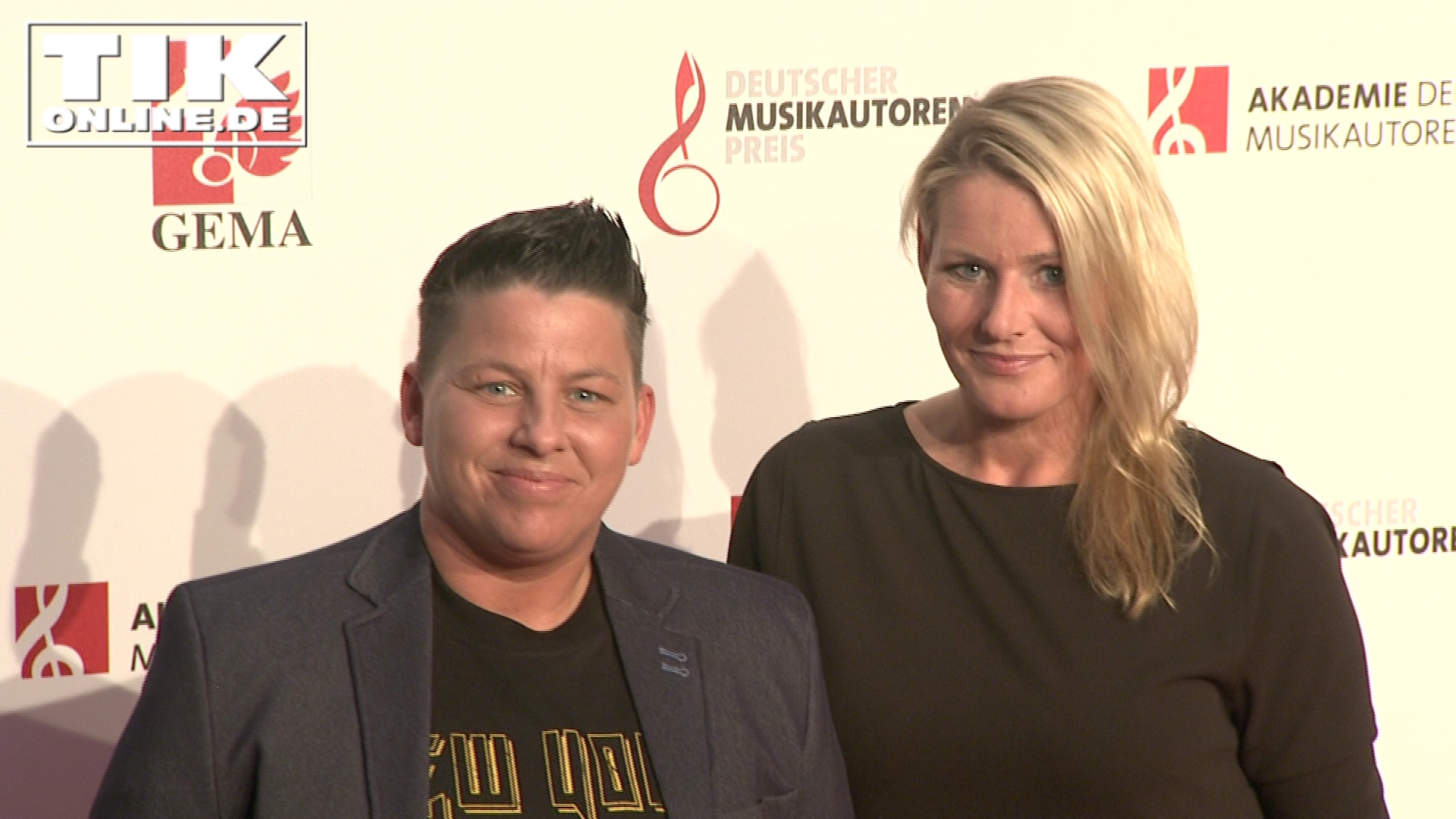 Kerstin Ott zeigt erstmals „ihre Frau“