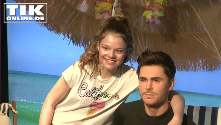 Faye Montana und Zac Efron - als Wachfigur