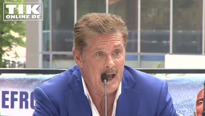 David Hasselhoff wird 65 – Promis gratulieren zum Geburtstag!