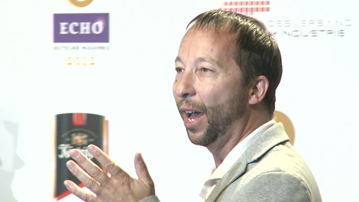 DJ BoBo wird 50 – Über Liebe, Erfolg und Fitness