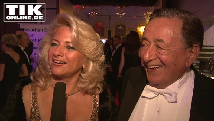 Presseball 2018 – Walter Kohl, Richard Lugner mit seiner Ex und Familie Ohoven