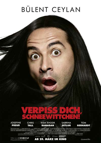 Bülent Ceylan in „VERPISS DICH, SCHNEEWITTCHEN!“ – Woodrocker-Gitarren und Kinokarten gewinnen!
