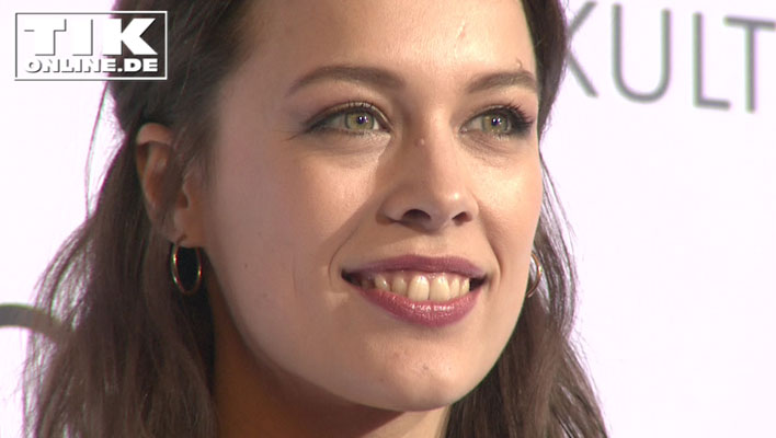 BZ Kulturpreis 2019 – Paula Beer total gerührt!