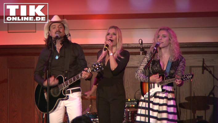 Deutscher Tierschutzpreis 2019 – Stefanie Hertel und Familie als Country-Trio!