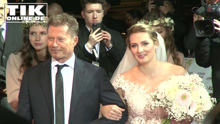 Til Schweiger – Hochzeit auf dem roten Teppich!