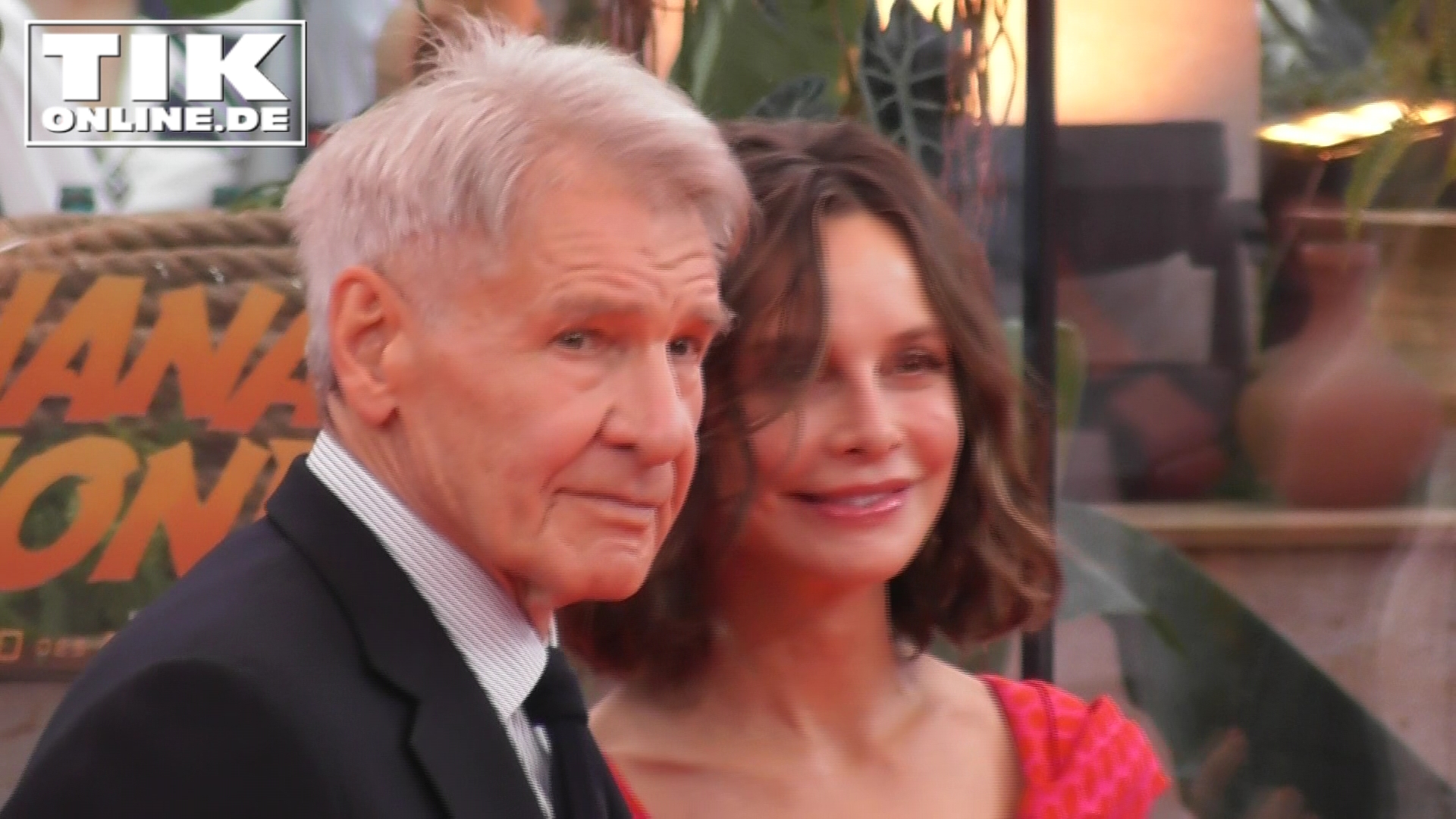 „Indiana Jones 5“ – Harrison Ford verzaubert Berlin!