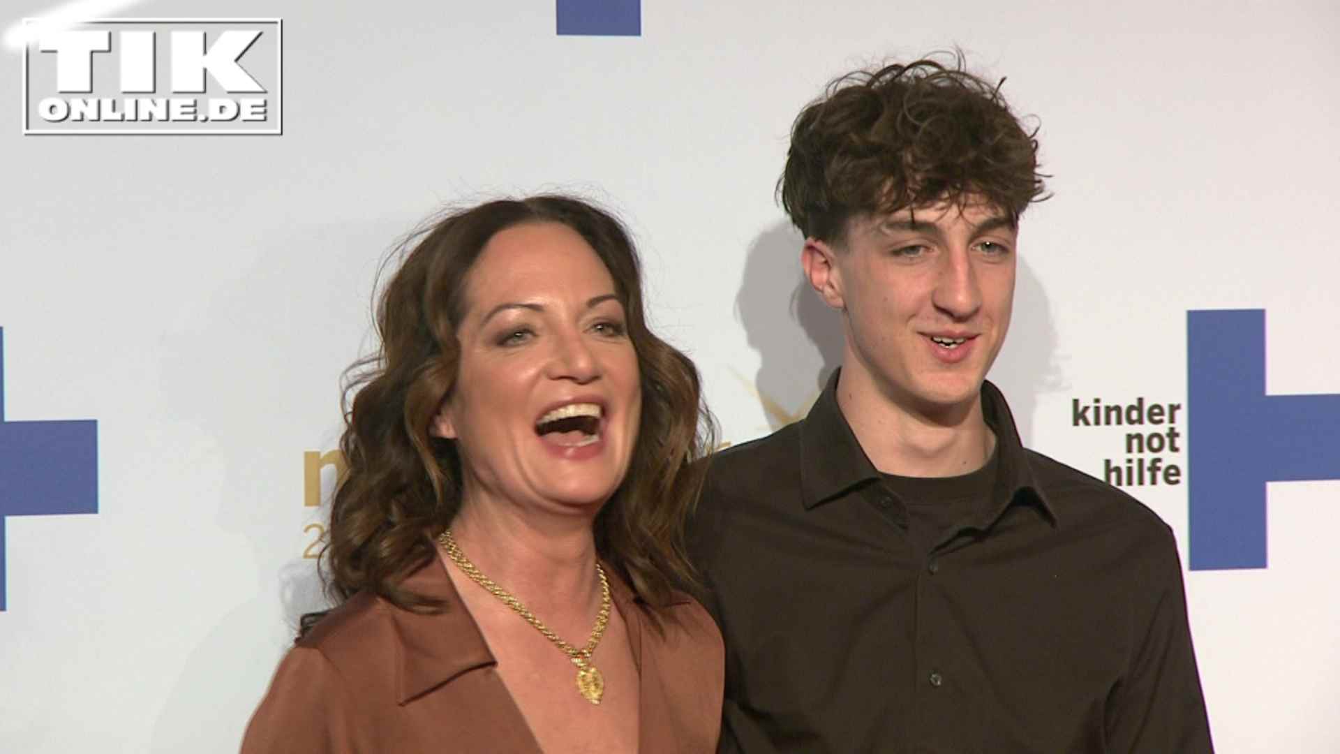 Kindernothilfe Gala – Natalia Wörner zeigt Sohn Jacob!