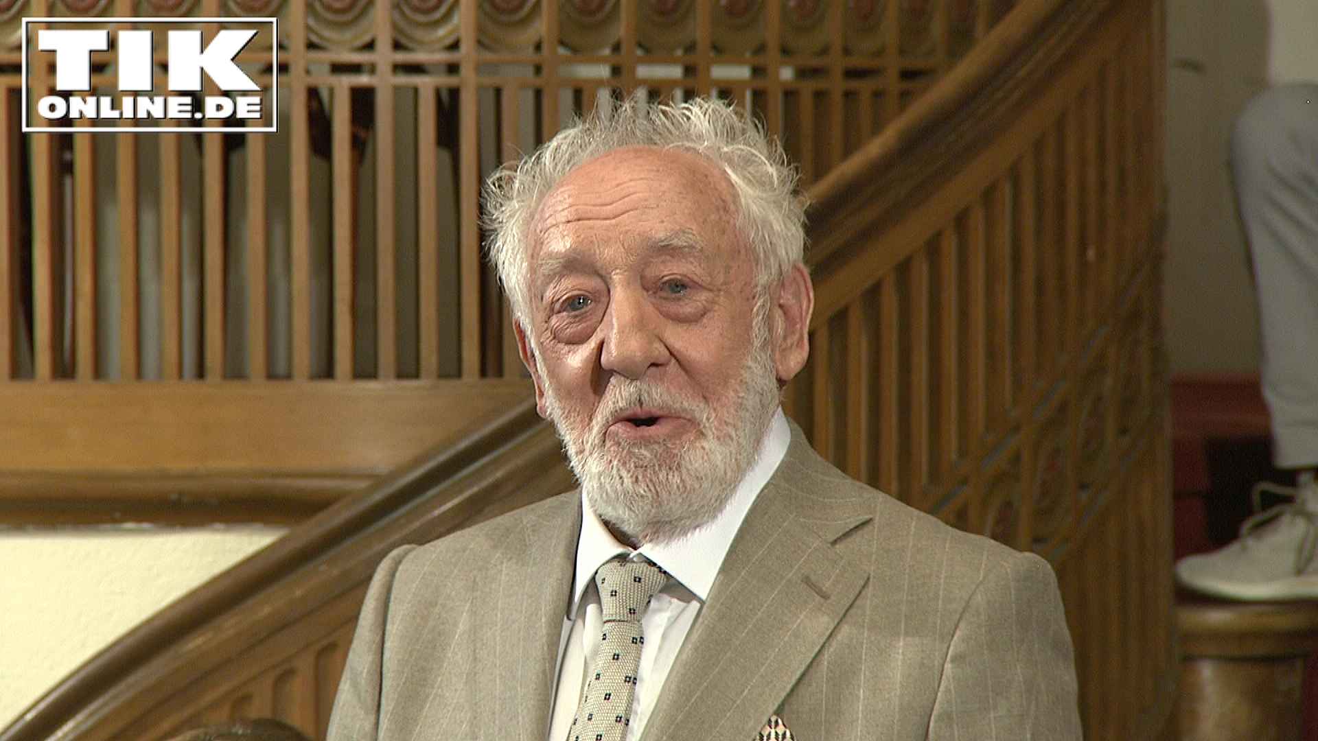 Dieter Hallervorden zurück im Theater – Für Kultur und gegen die AfD