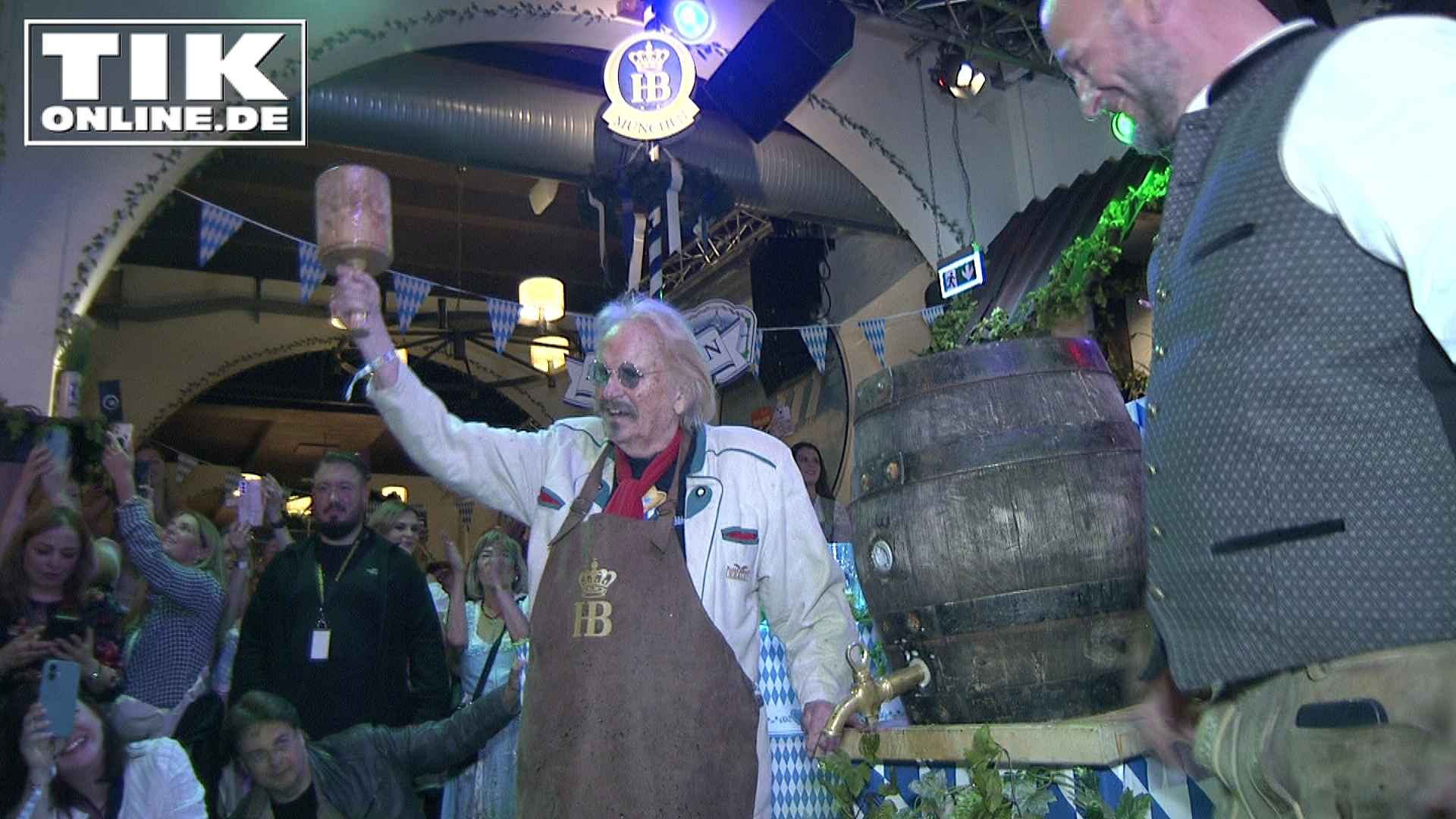 Frank Zander sticht Bierfass an – Sein emotionaler Auftritt