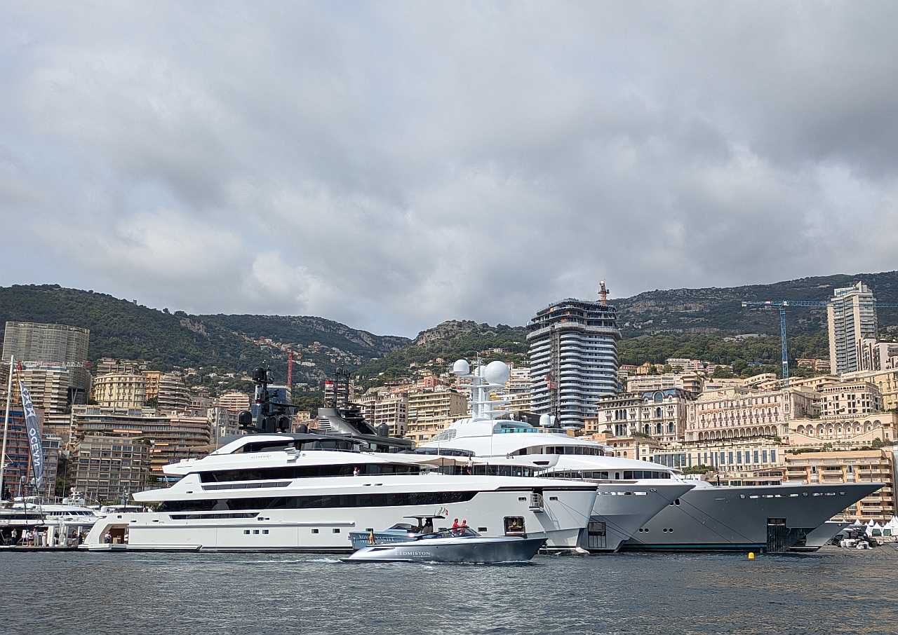 Superyacht-Messe in Monaco – Megatrends, Millionendeals und mittendrin Brabus