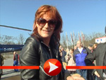 Andrea Berg beglückt ihre Fans mit einer Autogrammstunde