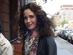 Andie MacDowell: Erst Charity, dann Sightseeing!