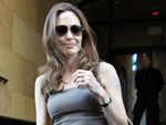 Angelina Jolie: Hasst Verlobungsring