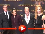 Antonio Banderas und Salma Hayek posieren mit Andrea Sawatzki und Christian Berkel