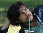 Ashton Kutcher: Obst-Vergiftung