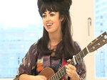 Aura Dione: Zurück auf dem Chart-Thron