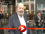 Bud Spencer präsentiert seine Deutsch-Kenntnisse