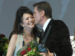 BZ-Kulturpreis in Berlin: Udo Jürgens küsst Iris Berben!