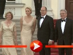 Charlène und Albert von Monaco treffen zum Bankett bei Joachim Gauck ein