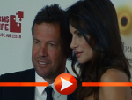 Lothar Matthäus posiert beim Dreamball 2011 mit seiner Joanna
