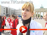 Statement von Eva Padberg am Rande der G8 -Gebt Acht!-Demo in Berlin