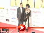 Denzel Washington In Turnschuhen auf dem roten Teppich