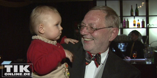Hans-Peter Wodarz mit Tochter (Foto: HauptBruch GbR)