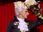 Ingolf Lück als Lumière (Photo: Stage Entertainment)