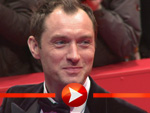 Jude Law posiert auf der Berlinale 2013