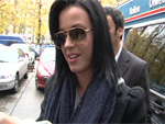 Katy Perry: Mit Handwärmern und heißem Kaffee in Berlin!