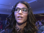 Micaela Schäfer: Mit Brille und Frosch im Hals
