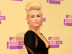 Miley Cyrus: Mann mit Schere vor ihrem Haus verhaftet