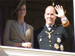Nationalfeiertag in Monaco: Fürst Albert zeigt Charlene Wittstock dem Volk!