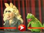Kermit und Miss Piggy über ihre Liebe