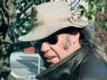 Neil Young: Nimmt im Chef-Sessel platz