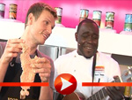 Nick Carter und Nelson Müller singen gemeinsam am Herd