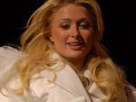 Paris Hilton: Will wieder hinters Mikrofon