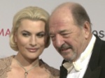 Rosenball 2012: Schöne Paare und eine dicke Spendensumme